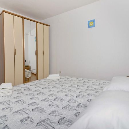 Apartments Ive - With Sea View Tisno Ngoại thất bức ảnh